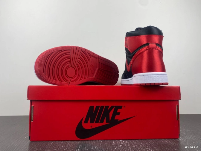 FD4810-061 1 Satin High Jordan WMNS Bred OG Air 0520